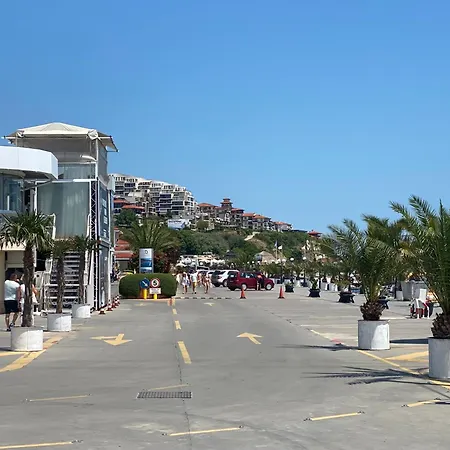 Apartment Sun Palace 3 *